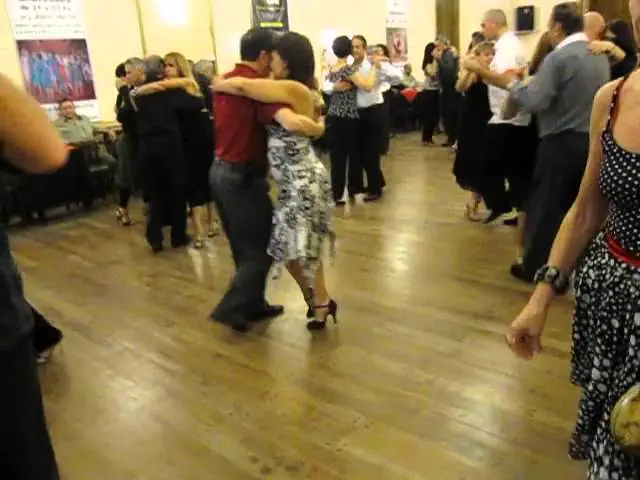 Video thumbnail for Myriam Pincen dancing Laurenz with Man Yung at El Maipu (La Nacional) 2 - 10/10/11
