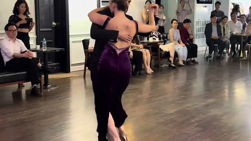 Video thumbnail for Milonga DO  Dana Zampieri & Luciano Paulino