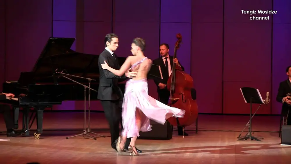 Video thumbnail for Tango "Este Es El Rey". Daniel Serditov and Dina Goidenko with "Solo Tango Orquesta". Танго 2016.