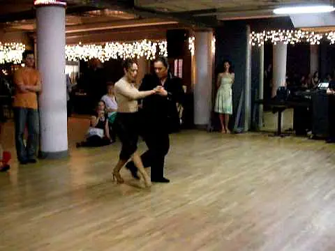 Video thumbnail for Miriam Larici & Leonardo Barrionuevo  Tango Performance 2