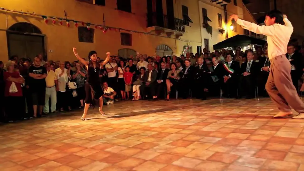 Video thumbnail for CHACARERA tango Octavio Fernandez y Corina Herrera,  with canon 5d mark2