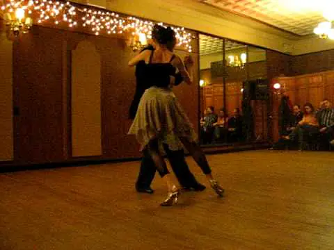 Video thumbnail for Nick Jones and Rebecca Shulman @ Dance Tango NYC