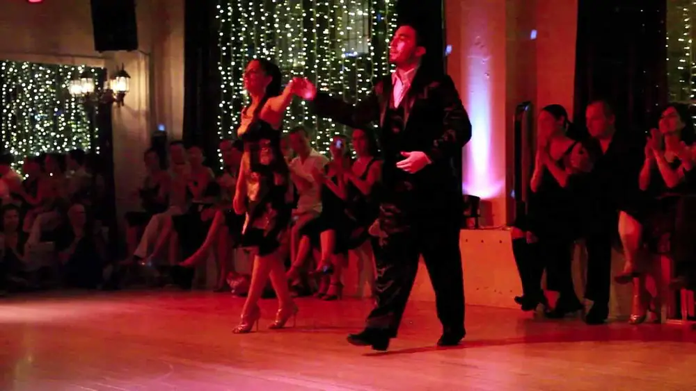 Video thumbnail for Sebastian Arrua et Karina Colmeiro, "Flor de Monserrat" (Milonga), (3de3).