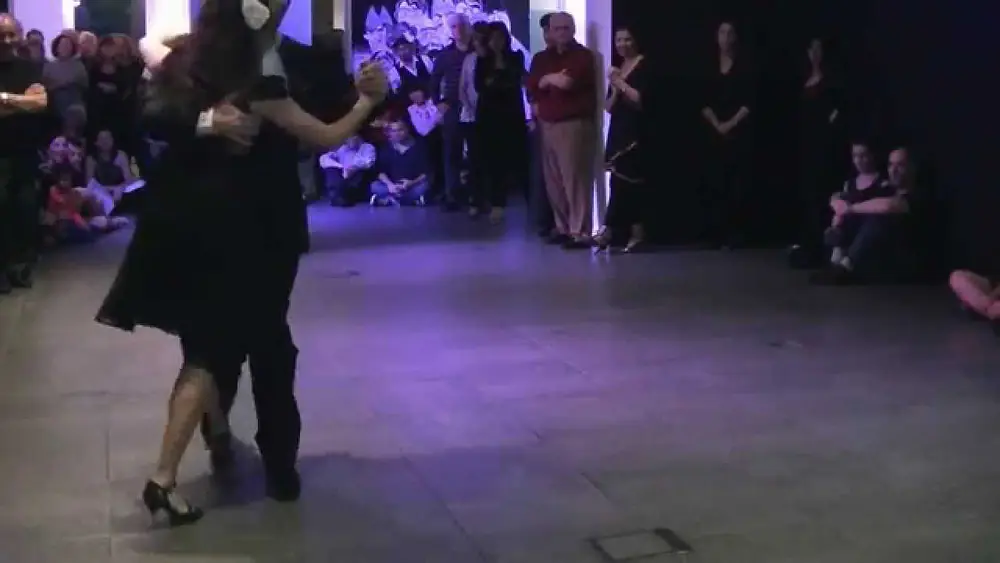 Video thumbnail for 3  Milonga del Patio presenta: Carla Calcaterra y Cristian Petitto