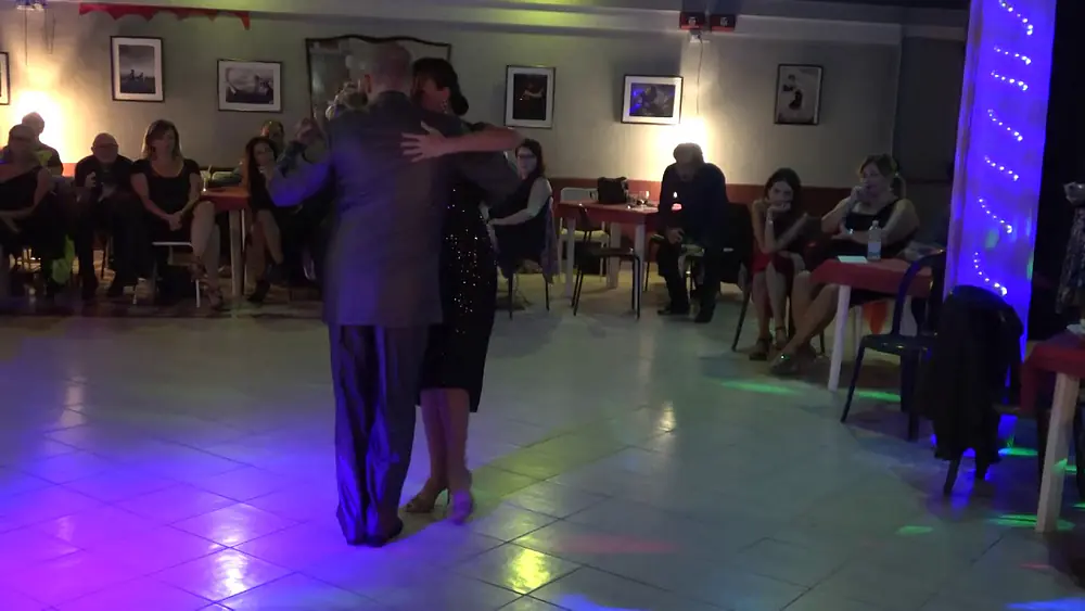 Video thumbnail for Diego Benavidez y Natasha Agudelo - Sharivari Bari - TangOn - 12.10.2018 1.4