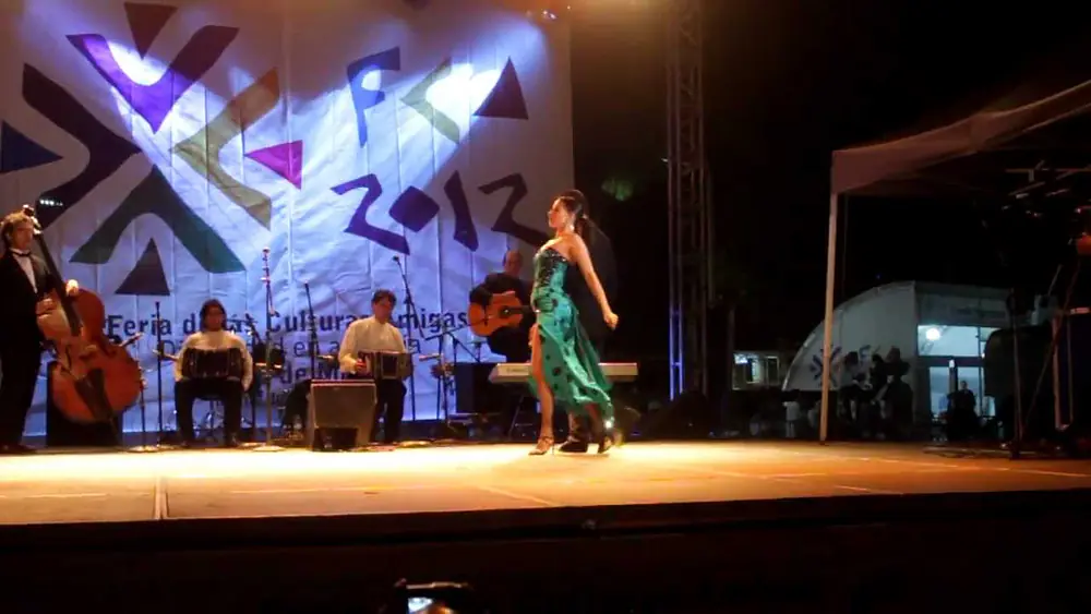 Video thumbnail for Luciano Brigante y Alejandra Orozco - 4 Feria de las Culturas Amigas, México.