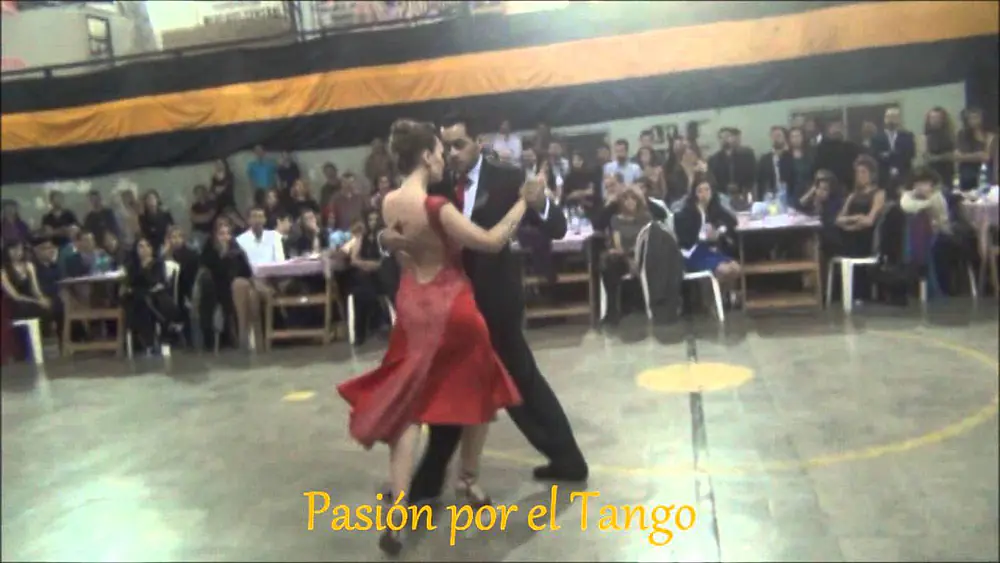 Video thumbnail for LORENA GONZALEZ CATTANEO y SEBASTIÁN ACOSTA Bailando el Tango MELODIA ORIENTAL en el MORAN