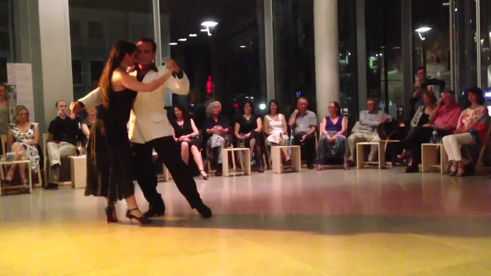 Video thumbnail for Oscar Mandagaran y Georgina Vargas 4/5
