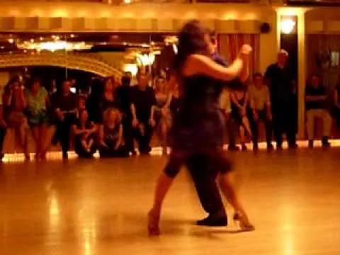 Video thumbnail for Silvina Valz & Oliver Kolker, "Dime Mi Amor"