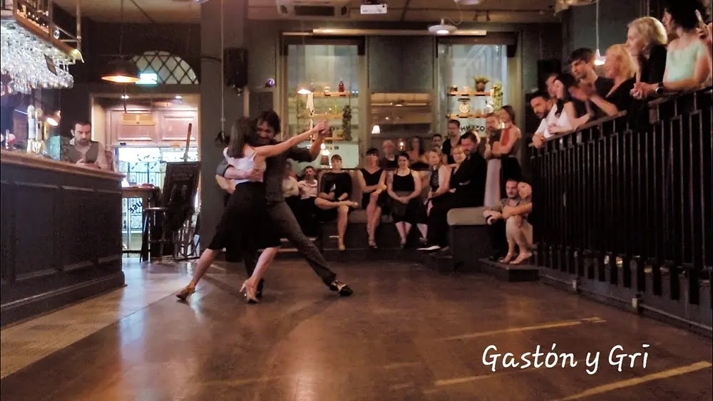 Video thumbnail for Gaston Torelli y Gri Montanaro ♡ "Mensaje" La Santa Calavera