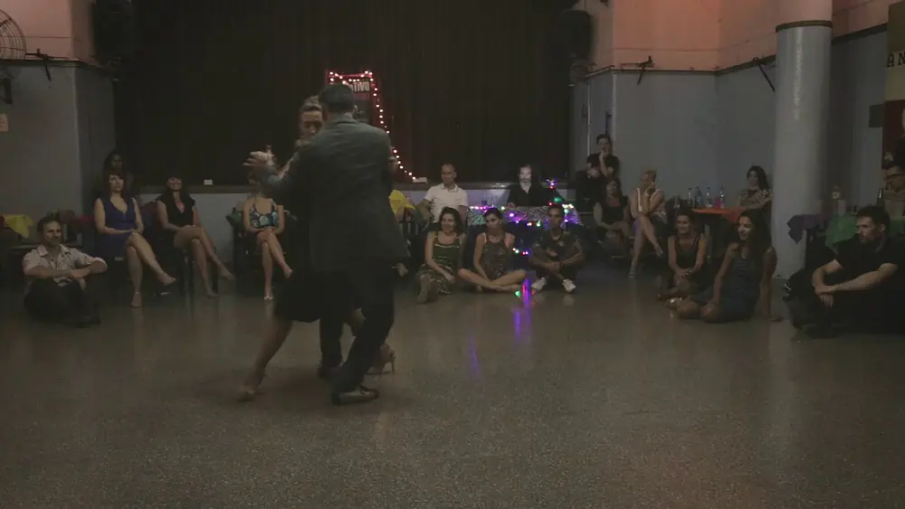 Video thumbnail for ALEJANDRO LARENAS Y MARISOL MORALES | Buenos Aires, 2020 2/4 Anibal Troilo