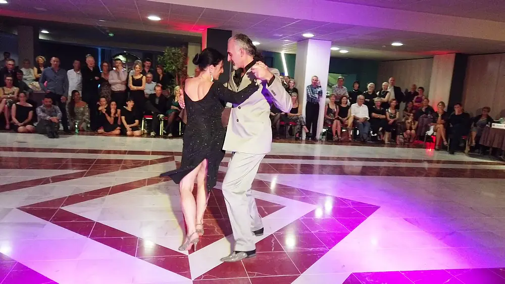 Video thumbnail for Angela Quacquarella & Mauro Rossi dance Rodofo Biagi's Cuatro Palabras