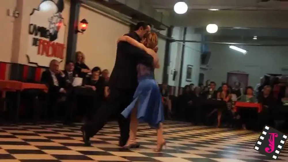 Video thumbnail for VILMA VEGA Y LEO ORTIZ en el Sin Rumbo