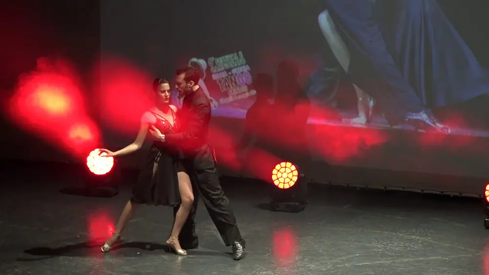 Video thumbnail for Spettacolo al Teatro Antoniano dal titolo Armonie di Vita 2019 con Andrea Vighi e Chiara Benati