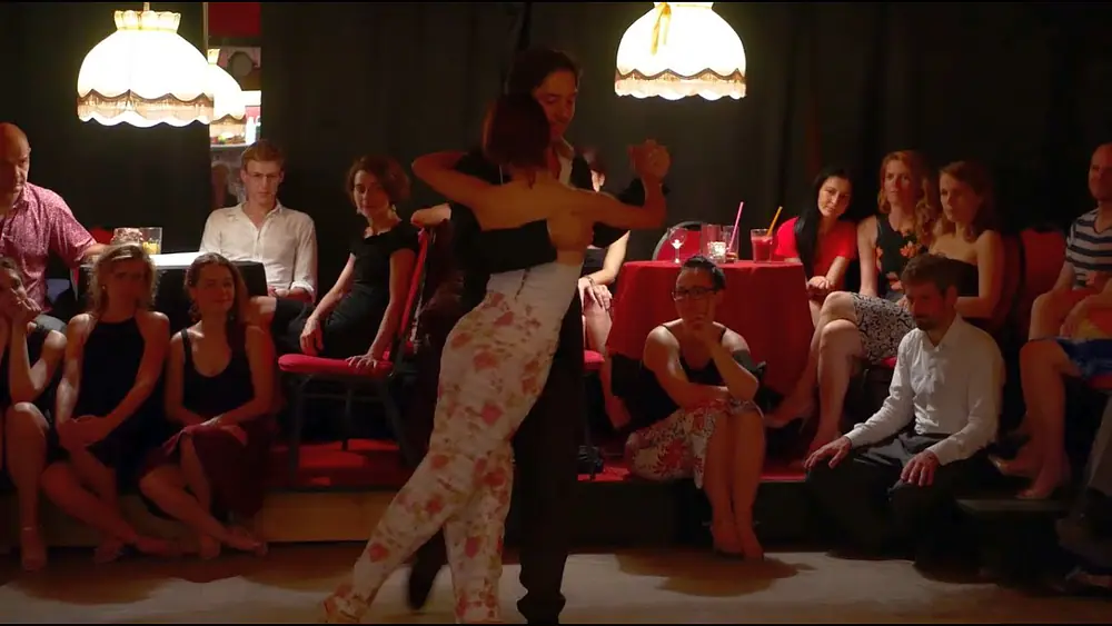 Video thumbnail for Anna Sieprawska & Dominic Bridge 2/4 - Kraków, Milonga La Luna