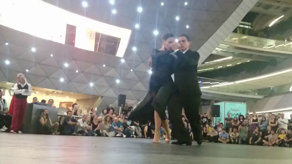 Video thumbnail for Alejandro Ferreyra & Fernanda Grosso. Tango Triste / A. Troilo & Su Orq Tipica. Kanyon Milongası.