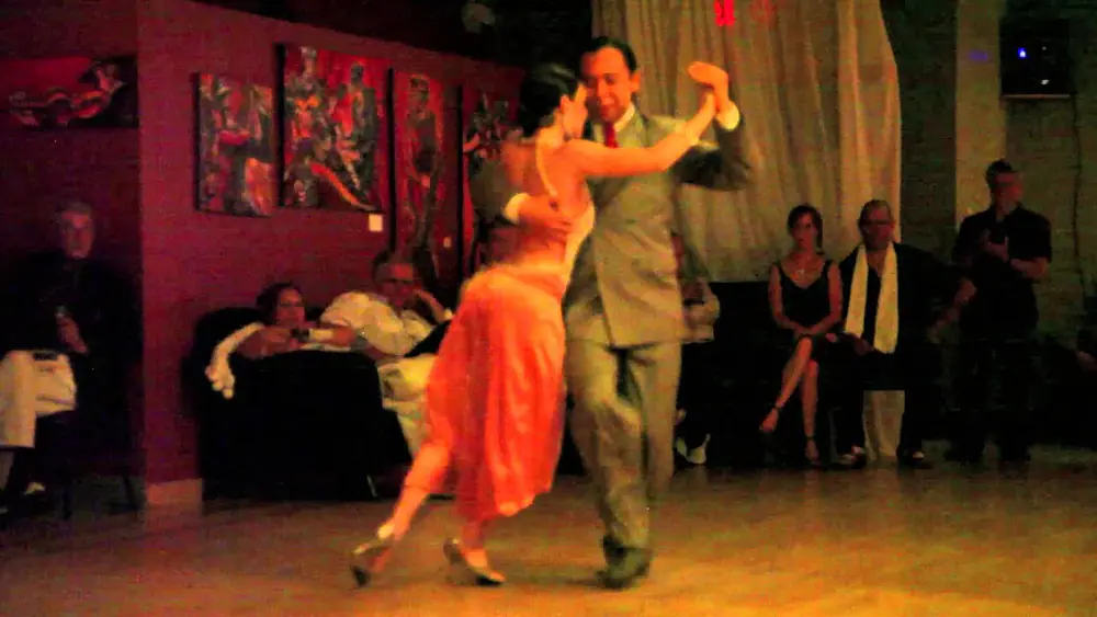 Video thumbnail for Ivan Romero et Silvana Nunez, "Sinsabor" (tango).
