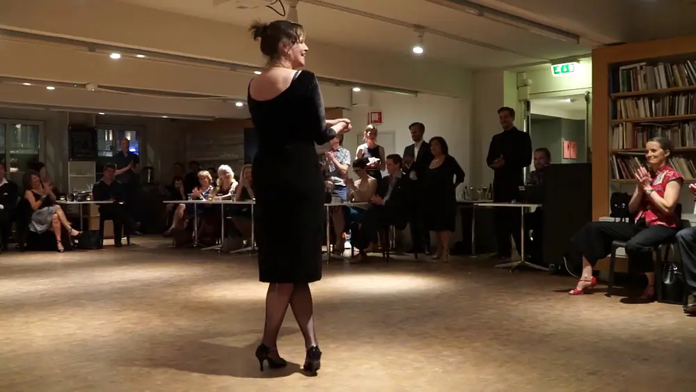 Video thumbnail for Oslo Tango feat. Graciela Gonzalez & Steinar Refsdal   3.9 Oslo (1)