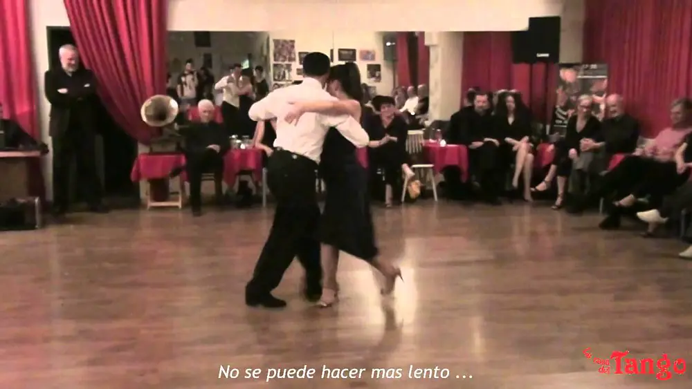 Video thumbnail for Esteban Moreno y Alessandra Rizzotti  - De Antaño