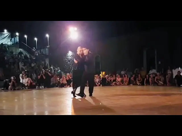 Video thumbnail for Fernando Sanchez y Ariadna Naveira  - "Marion" - Orquesta Miguel Calò