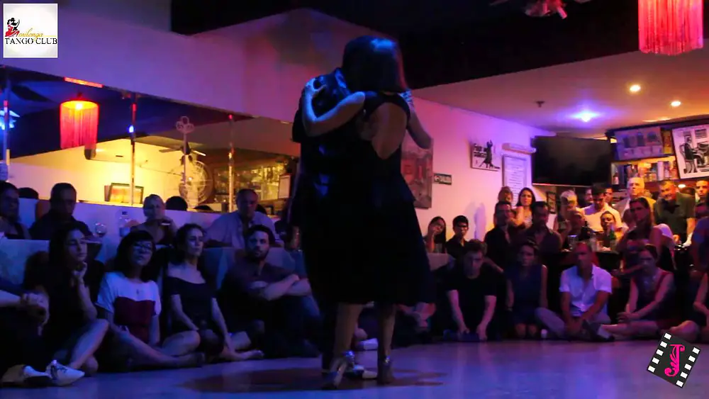Video thumbnail for MARIANO FRUMBOLI Y JUANA SEPULVEDA en el Tango Club 03/05