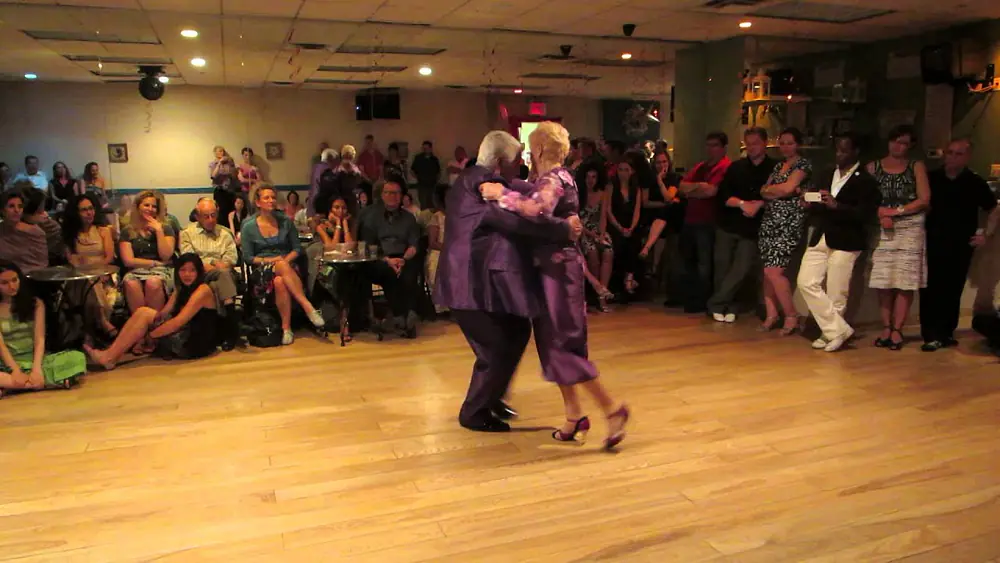 Video thumbnail for Nito and Elba Garcia @ Mala Leche NYC 2015 performance 2