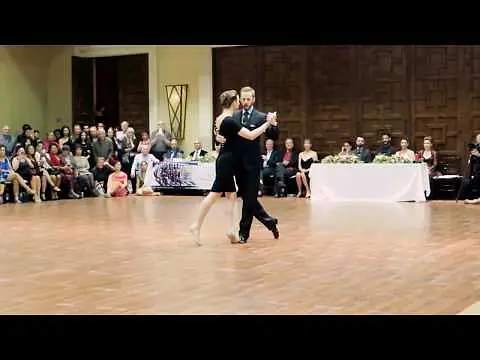 Video thumbnail for Liz & Yannick Vanhove interpretan El Ingeniero