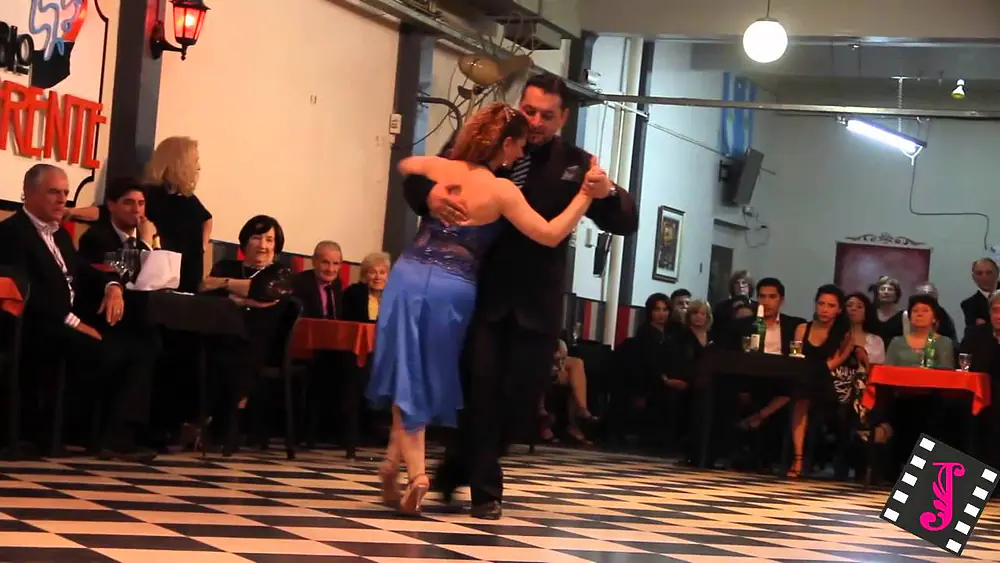 Video thumbnail for VILMA VEGA Y LEO ORTIZ en el Sin Rumbo (Milonga)