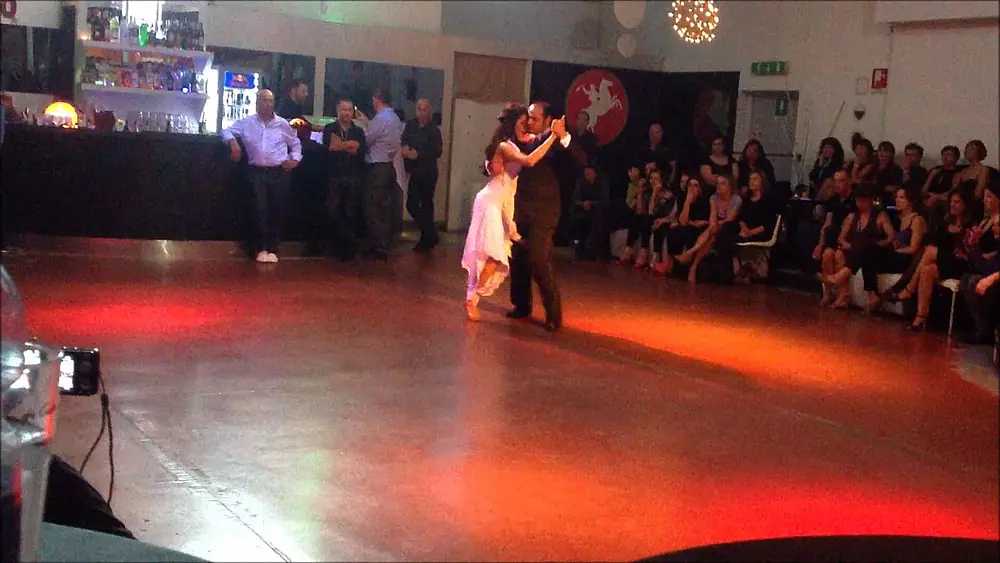 Video thumbnail for Juan Carlos Martinez y Nora Witanowsky"Embrujamiento"Curno (BG) 10 Novembre 2012