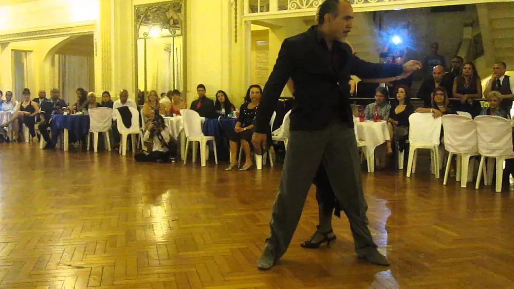 Video thumbnail for Claudio Villagra e Helena Fernandez in Rio 3