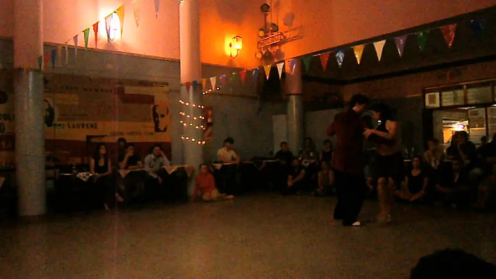 Video thumbnail for Virginia Vasconi y Jon Lambert en El Motivo, 23/6/2014