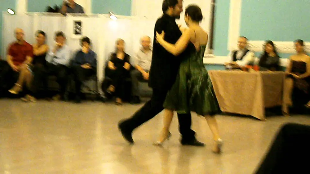 Video thumbnail for Luis Bianchi y Daniela Pucci. 11.12.2011