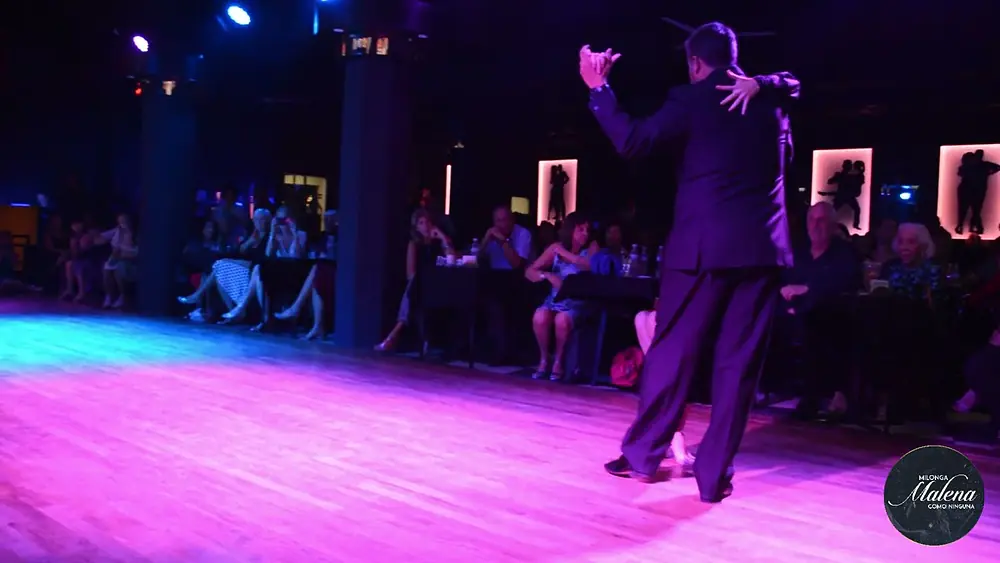 Video thumbnail for Roberto Zuccarino & Aldana Valentina en Milonga Malena "COMO NINGUNA"!!  1/3