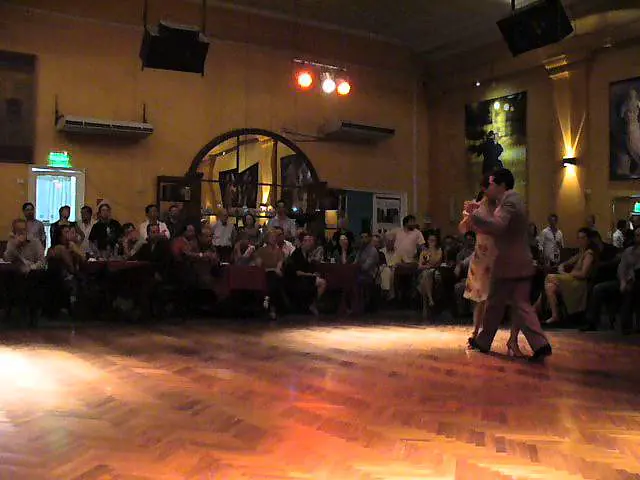 Video thumbnail for Cachirulo - Cristian Correa y Miriam Copello en Soho Tango