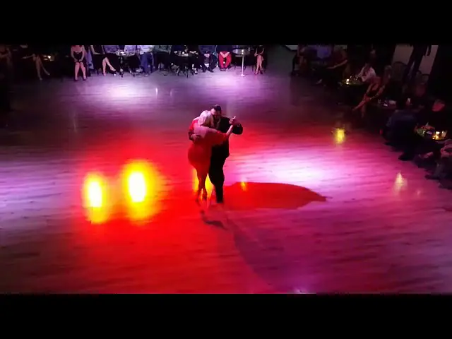 Video thumbnail for Yanina Erramouspe y Leo Ortiz, Comparsa Criolla, Tanturi, 24/04/17