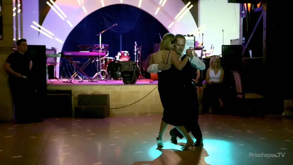 Video thumbnail for Roman Konyshev & Anna Zyuzina, 3, Prischepov Milonga, 11.05.2015, Prischepov TV - Tango Channel