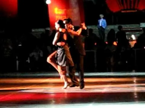 Video thumbnail for Tangomania Summerfestival 2009 - esibizione Claudia Codega y Esteban Moreno (2in1)