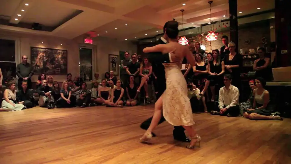Video thumbnail for Ozgur Demir et Marina Marques, "Recuerdo" (tango), 2de4.