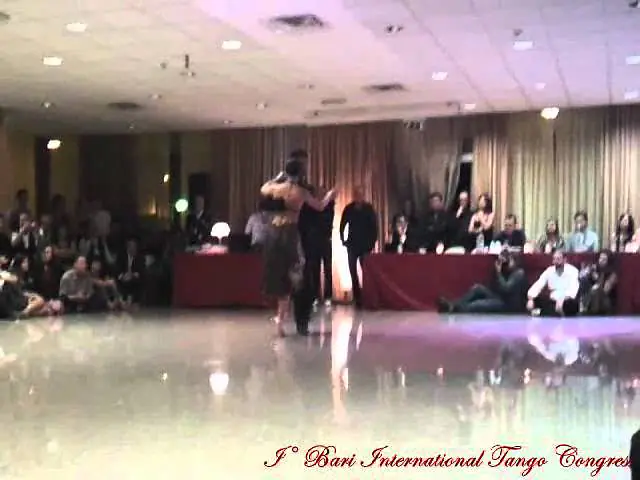 Video thumbnail for Sebastian Arce y Mariana Montes I° Bari International Tango Congress 3/4