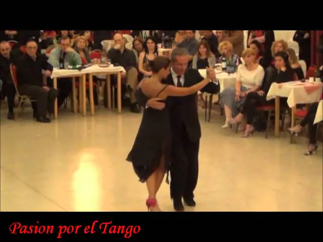 Video thumbnail for ALEXANDRA BALDAQUE Y FERNANDO JORGE CAMPEONES DE EUROPA TANGO SALON EN VIDA MIA