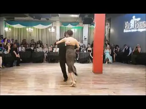 Video thumbnail for Milonga de los Domingos - 02/12/2018 - Juan Amaya y Valentina Garnier 3 /4