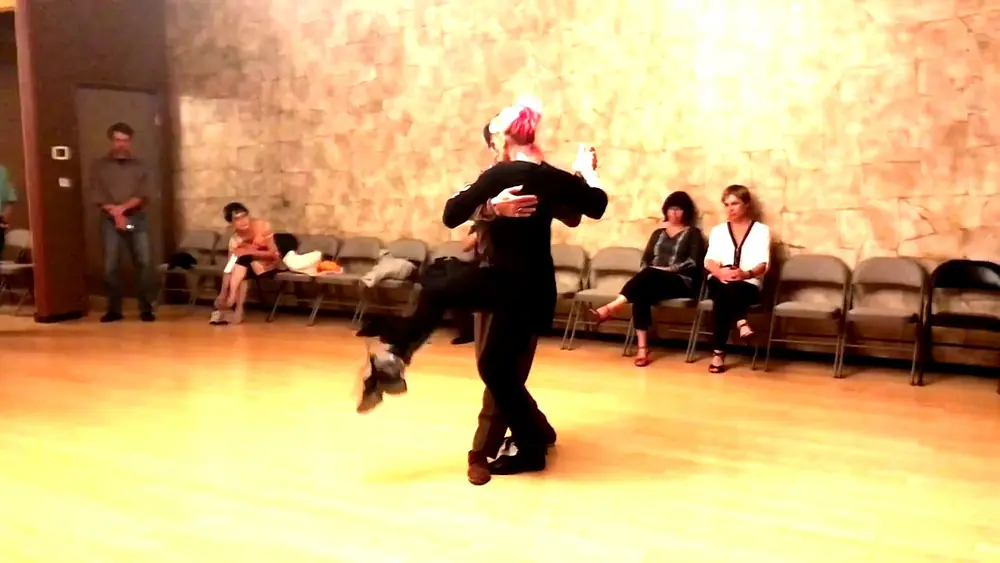 Video thumbnail for Eddy Hernandez & Tamara Bisceglia (3), ITT "Exploring the sandwichito"