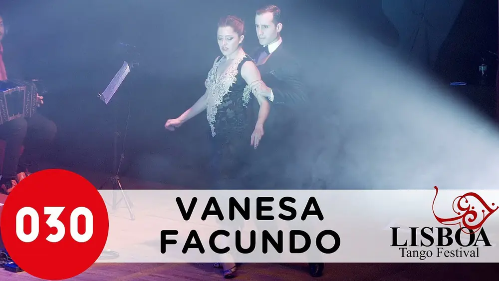 Video thumbnail for Vanesa Villalba and Facundo Pinero – Derecho viejo by La Juan D'Arienzo