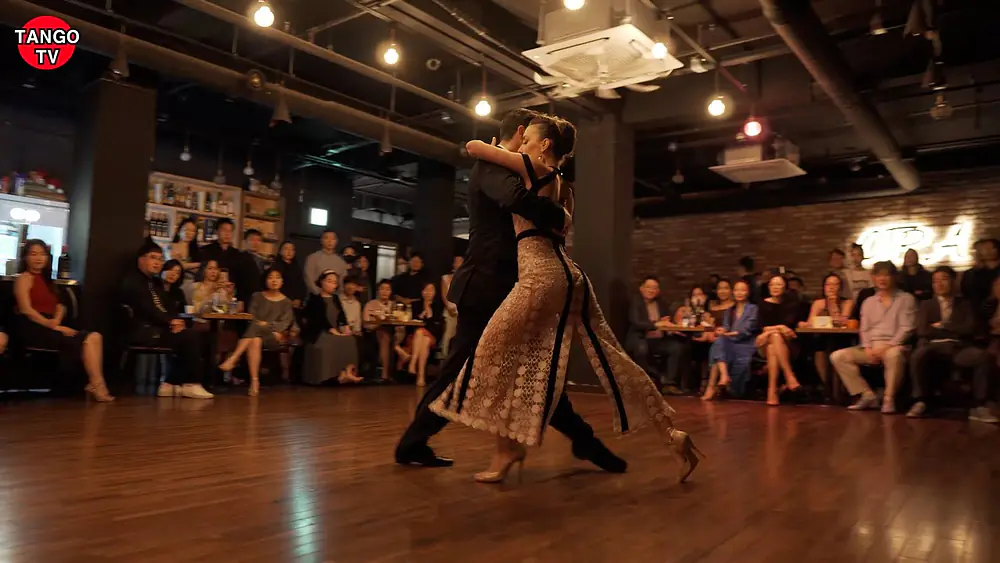 Video thumbnail for 오뜨라 공연 #1 Manuela rossi & Juan malizia  - Sin lágrimas - Osvaldo Pugliese