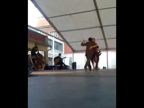 Video thumbnail for ELOY PRIM & MAIA GONZALO ARAMBURU -CON EL CACHIVACHE TANGO ORQUESTA