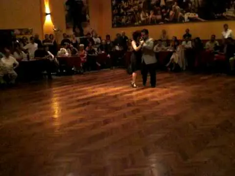 Video thumbnail for Fernando Galera  y Vilma Vega exhibition en Salon Canning  gen-09 Milonga