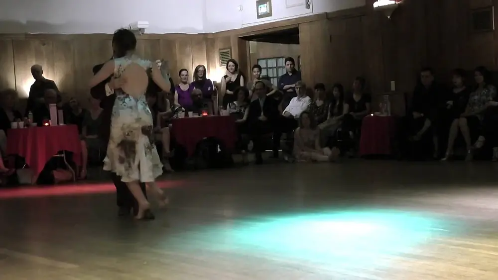 Video thumbnail for Stefania Colina & Juan Martin Carrara, 'La bruja' (D'Arienzo)