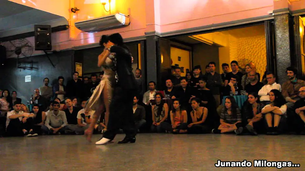 Video thumbnail for GASTON TORELLI Y MOIRA CASTELLANO en Viva la Pepa 02/04