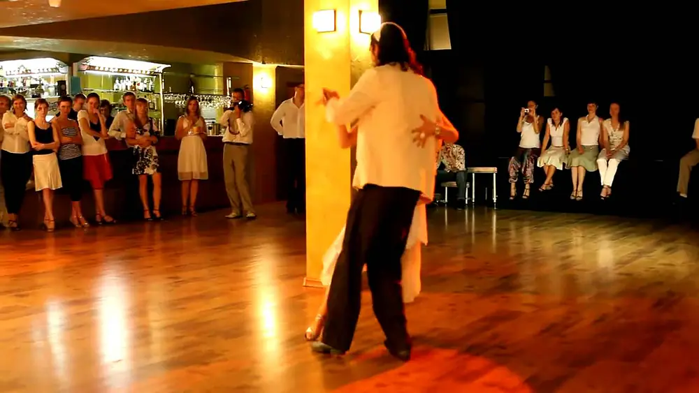 Video thumbnail for Mila Vigdorova and Daniel Tuero at Art Cafe Durov  2009 09 20 - 1