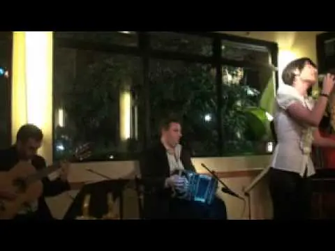 Video thumbnail for Tu palida voz (funyi tango trio con ines cuello).avi